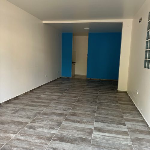 LOCAL PUERTO BELGRANO 8