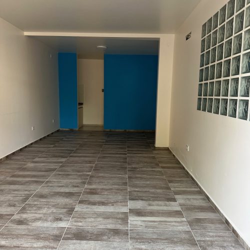 LOCAL PUERTO BELGRANO 9